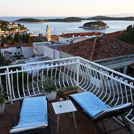 Tanya-Apartments And Rooms Hvar Town Exterior foto
