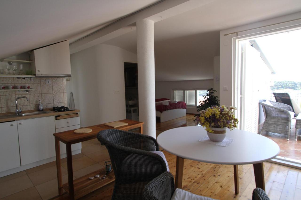 Tanya-Apartments And Rooms Hvar Town Exterior foto