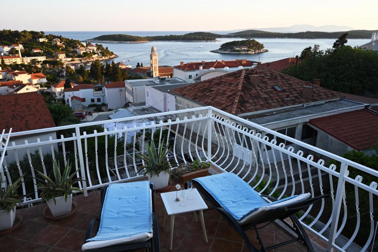Tanya-Apartments And Rooms Hvar Town Exterior foto