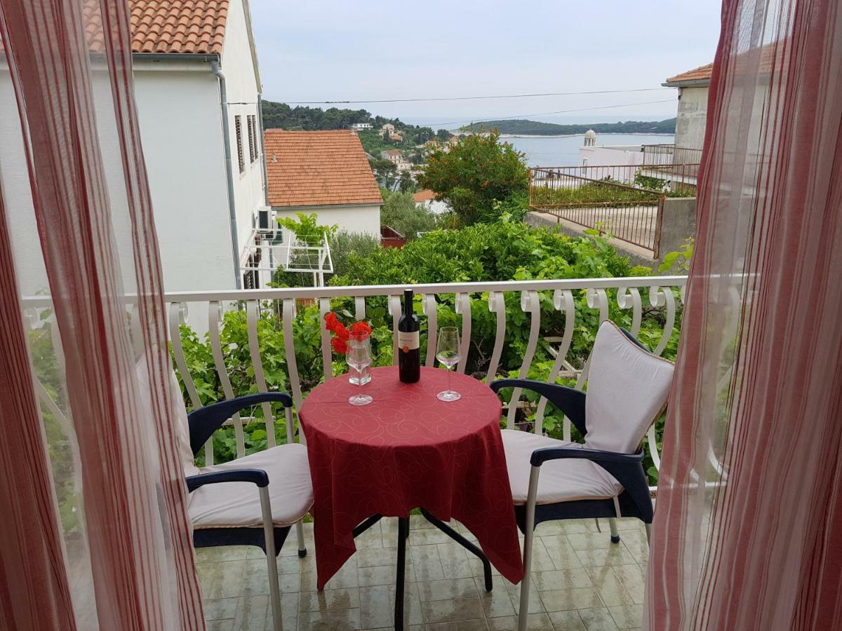 Tanya-Apartments And Rooms Hvar Town Exterior foto