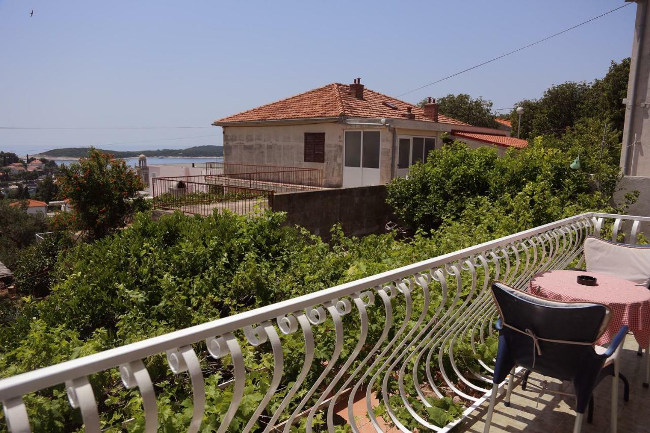 Tanya-Apartments And Rooms Hvar Town Exterior foto